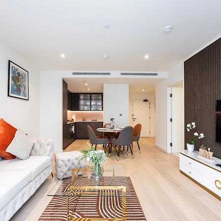 Austin David Apartments Royal Wharf Londra Dış mekan fotoğraf